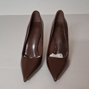 Classic Brown Patent Pointed-Toe Heels